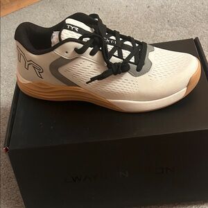 TYR CXT-1 Men's Trainer White/Gum Athletic Shoes